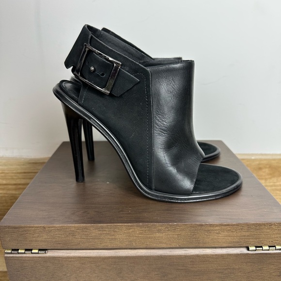Tibi buckle heel - Picture 1 of 8